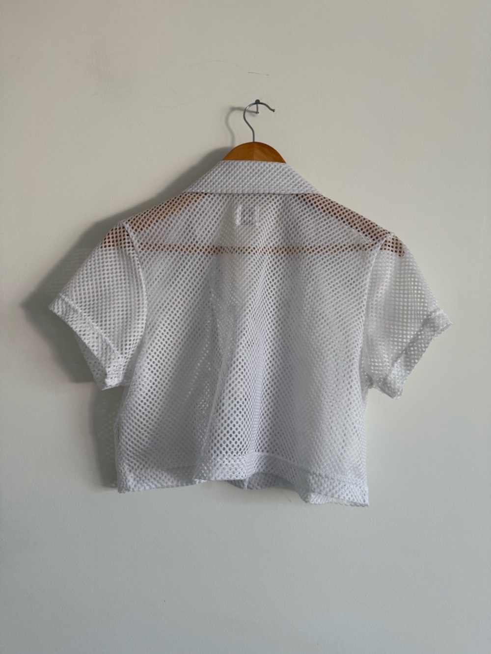 White Mesh Ruffle Button-Up Crop Top - Picture 2 of 2